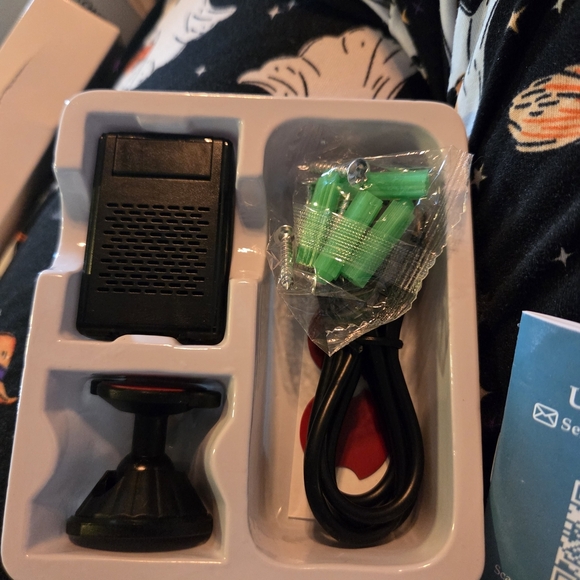 Mini Security Camera with Rechargeable Battery - Picture 3 of 5